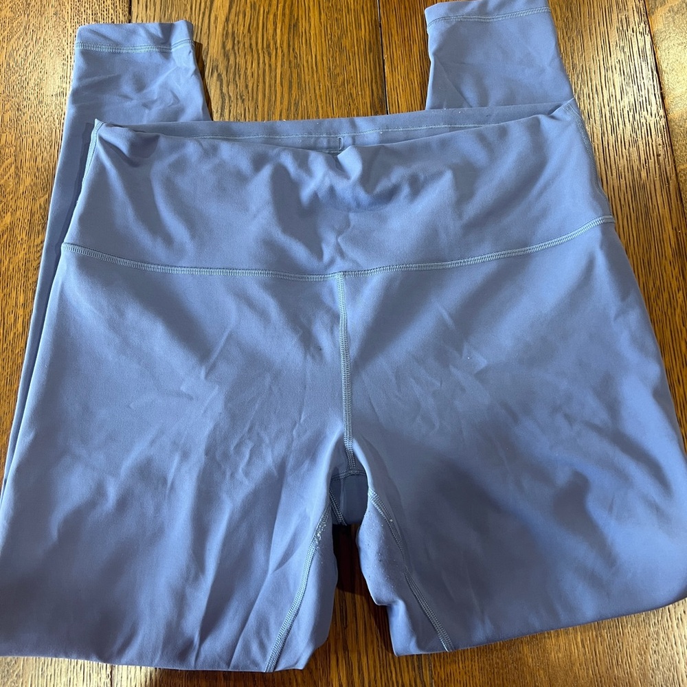 EUC Lululemon Blue Leggings